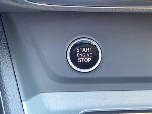 Used 2023 Audi Q3 2.0T Premium image 16