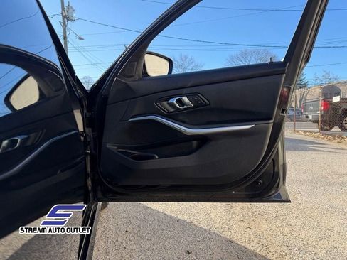 Used 2024 BMW 330i xDrive 330i xDrive image 12