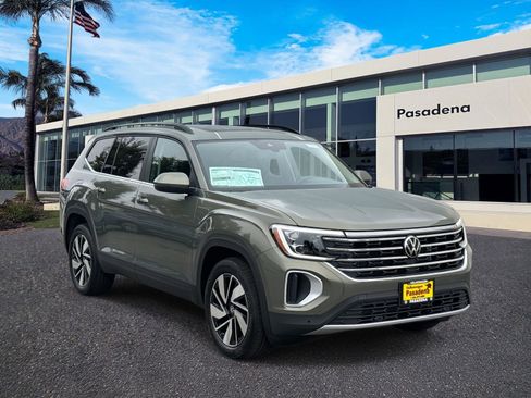 New 2026 Volkswagen Atlas SE AWD/4WD image 1
