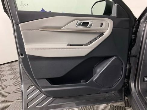 New 2026 Ford Explorer Active w/ Active Comfort Package image 12