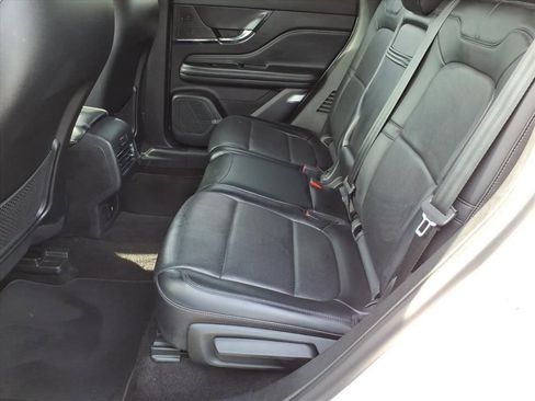 Certified 2022 Lincoln Corsair AWD w/ Premium Package image 10