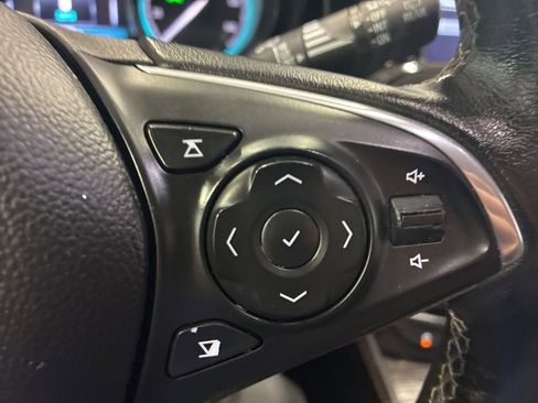 Used 2017 Buick Envision Essence AWD/4WD image 26
