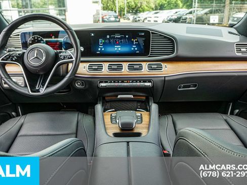 Used 2025 Mercedes-Benz GLE 450e 4MATIC image 24