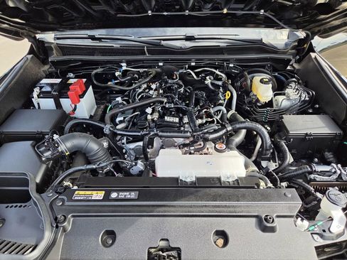 Used 2025 Toyota 4Runner SR5 RWD image 29