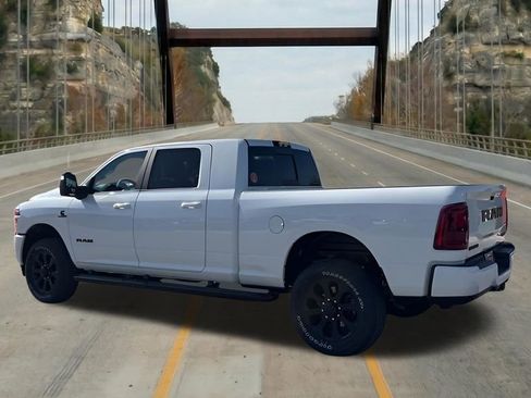 New 2026 RAM 2500 Laramie w/ Night Edition AWD/4WD image 7