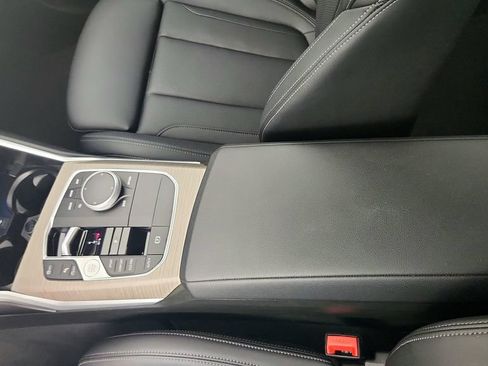 Used 2025 BMW 330i Sedan RWD image 19