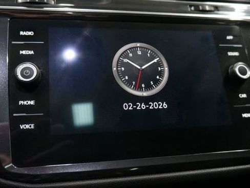 Certified 2023 Volkswagen Tiguan SE image 17