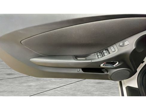 Used 2015 Chevrolet Camaro LT image 12