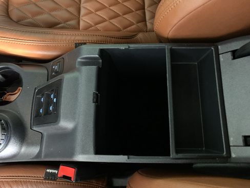 Used 2022 Ford Bronco 4-Door AWD/4WD image 28