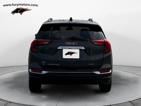 Used 2021 GMC Terrain SLT w/ Infotainment Package II image 4