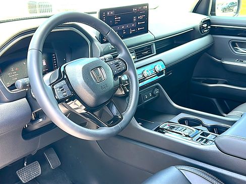 Used 2026 Honda Pilot EX-L image 12