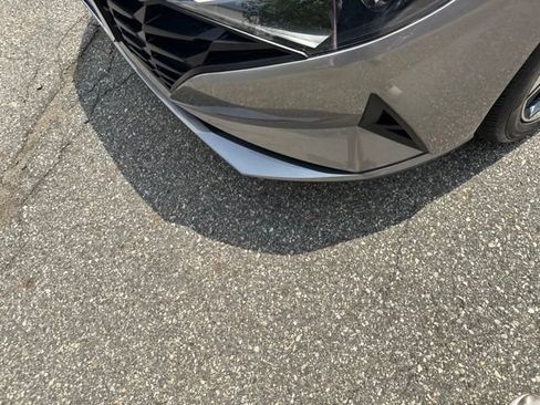 Used 2023 Hyundai Elantra SEL w/ Convenience Package FWD image 29