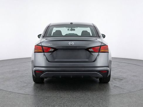 Used 2025 Nissan Altima 2.5 SV image 7