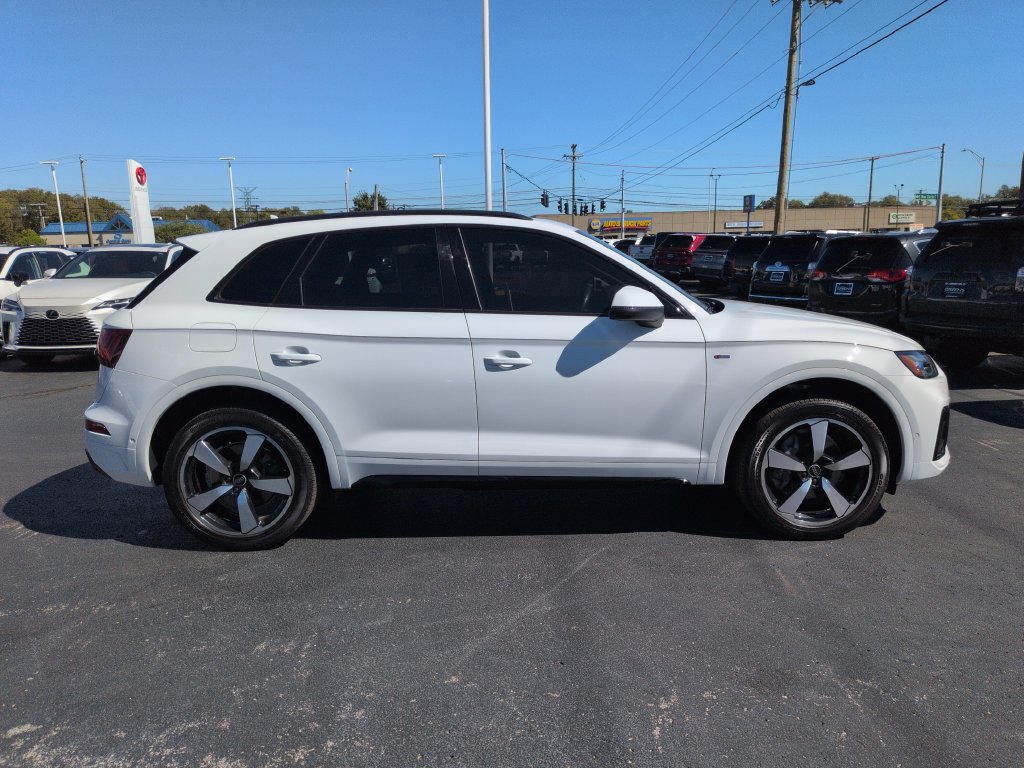 Used 2023 Audi Q5 2.0T Prestige w/ Prestige Package AWD/4WD image 6