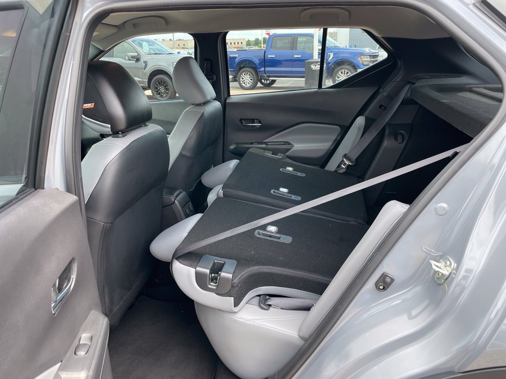 Used 2024 Nissan Kicks SR w/ SR Premium Package FWD image 44