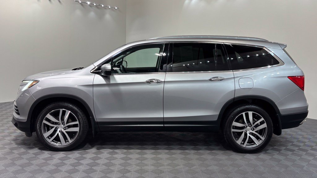 Used 2016 Honda Pilot Elite image 2