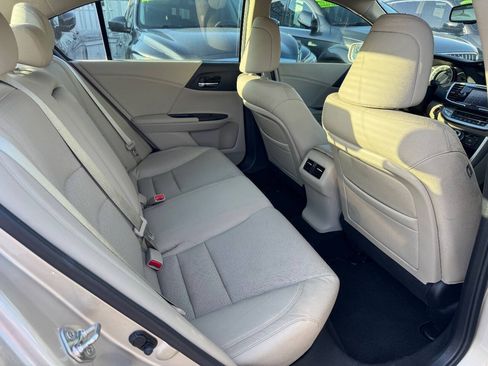 Used 2014 Honda Accord EX-L image 18