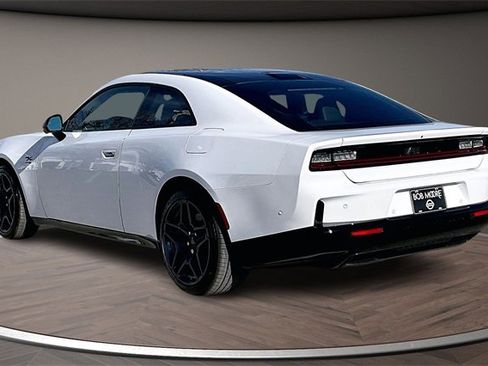 Used 2024 Dodge Charger R/T w/ Plus Group image 11