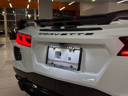 Used 2024 Chevrolet Corvette Stingray Premium Conv w/ Z51 Performance Package image 17