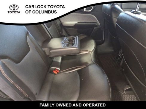 Used 2023 Jeep Compass Latitude AWD/4WD image 15