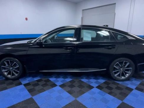 Certified 2022 Honda Accord EX-L image 5