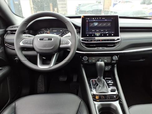 New 2026 Jeep Compass Latitude AWD/4WD image 6