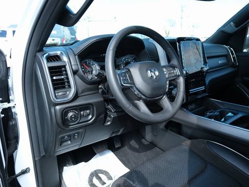 Used 2025 RAM 1500 Laramie w/ Sport Appearance Package AWD/4WD image 3