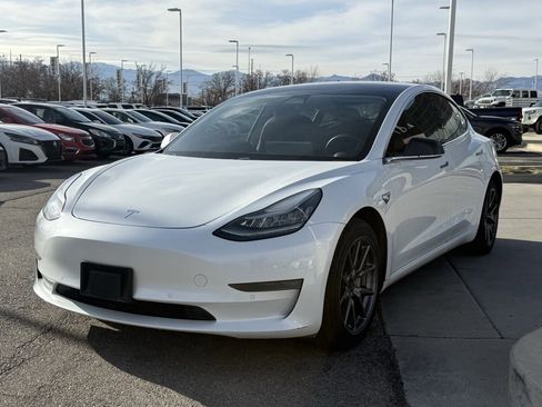 Used 2020 Tesla Model 3 Long Range image 3