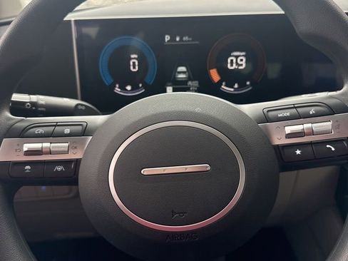 Certified 2026 Hyundai Tucson SE image 21