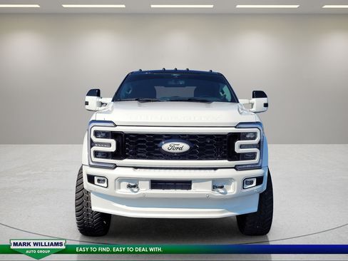 Used 2024 Ford F450 Limited w/ FX4 Off-Road Package AWD/4WD image 9