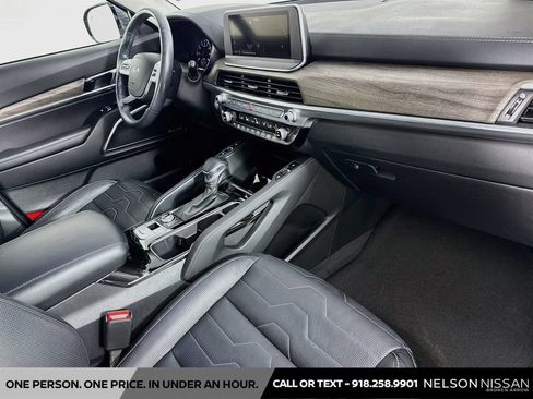 Used 2022 Kia Telluride SX w/ SX Prestige Package AWD/4WD image 32