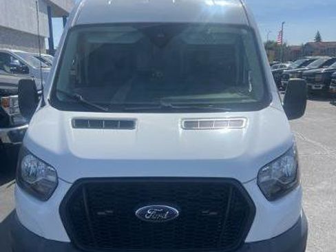 Certified 2021 Ford Transit 250 Base image 3