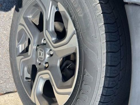 Used 2019 Honda CR-V EX image 15