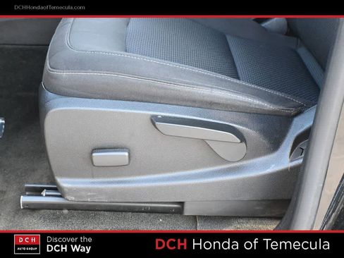 Used 2018 Chevrolet Colorado LT RWD image 17
