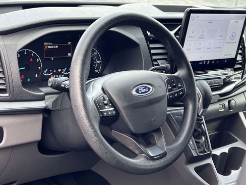 Used 2023 Ford Transit 350 XLT image 14