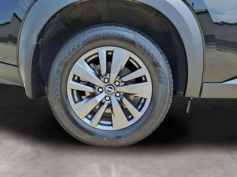 Used 2024 Nissan Pathfinder S FWD image 21