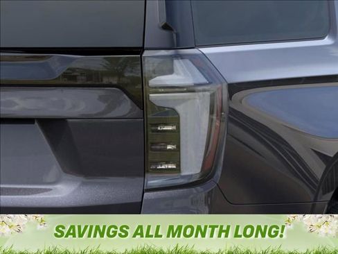 New 2026 Chevrolet Suburban Premier image 11