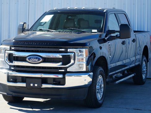 Used 2022 Ford F250 XL w/ STX Appearance Package image 40