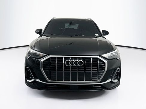 Used 2022 Audi Q3 2.0T Premium AWD/4WD image 2