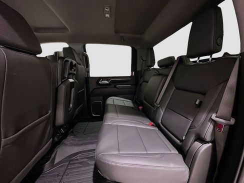 New 2026 GMC Sierra 3500 SLT image 28