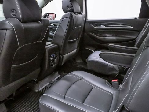 Used 2020 Buick Enclave Avenir w/ Avenir Technology Package FWD image 11