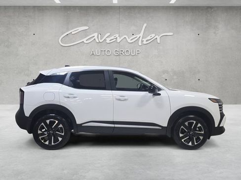 New 2026 Nissan Kicks SV image 17