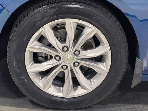 Used 2019 Chevrolet Malibu LT FWD image 34