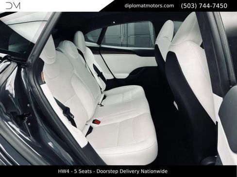 Used 2025 Tesla Model S AWD/4WD image 18