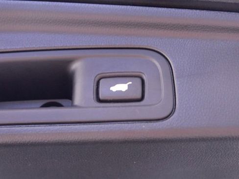 Certified 2022 Honda Pilot Touring image 26