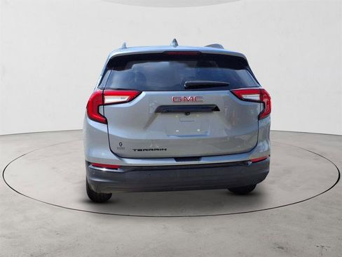 Used 2023 GMC Terrain SLT w/ Elevation Edition image 6