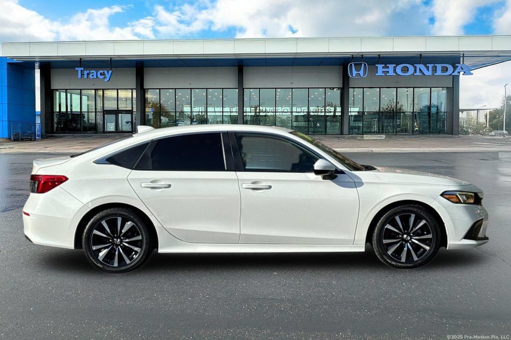 Certified 2024 Honda Civic EX image 4