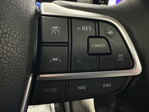 Used 2025 Toyota Grand Highlander Limited image 21