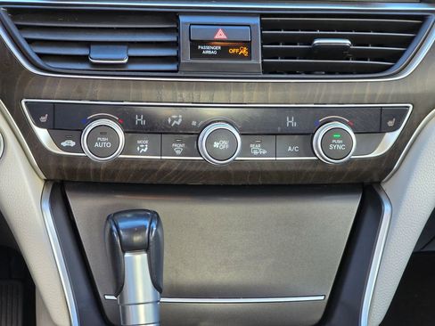 Used 2019 Honda Accord EX-L image 37