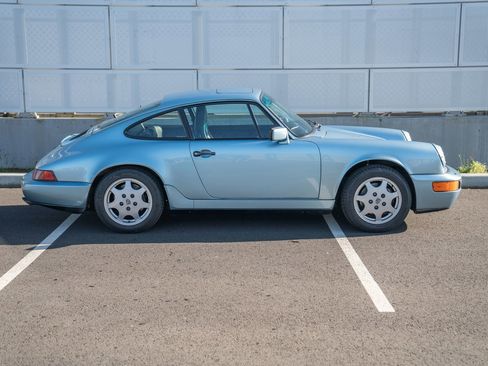 Used 1989 Porsche 911 Carrera 4 image 8